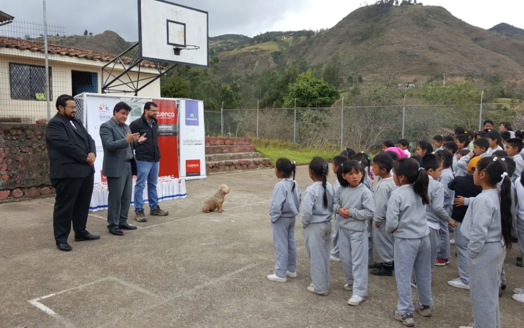 Entrega de Kit’s de aseo bucal escuela Fausto Ricardo Chacón