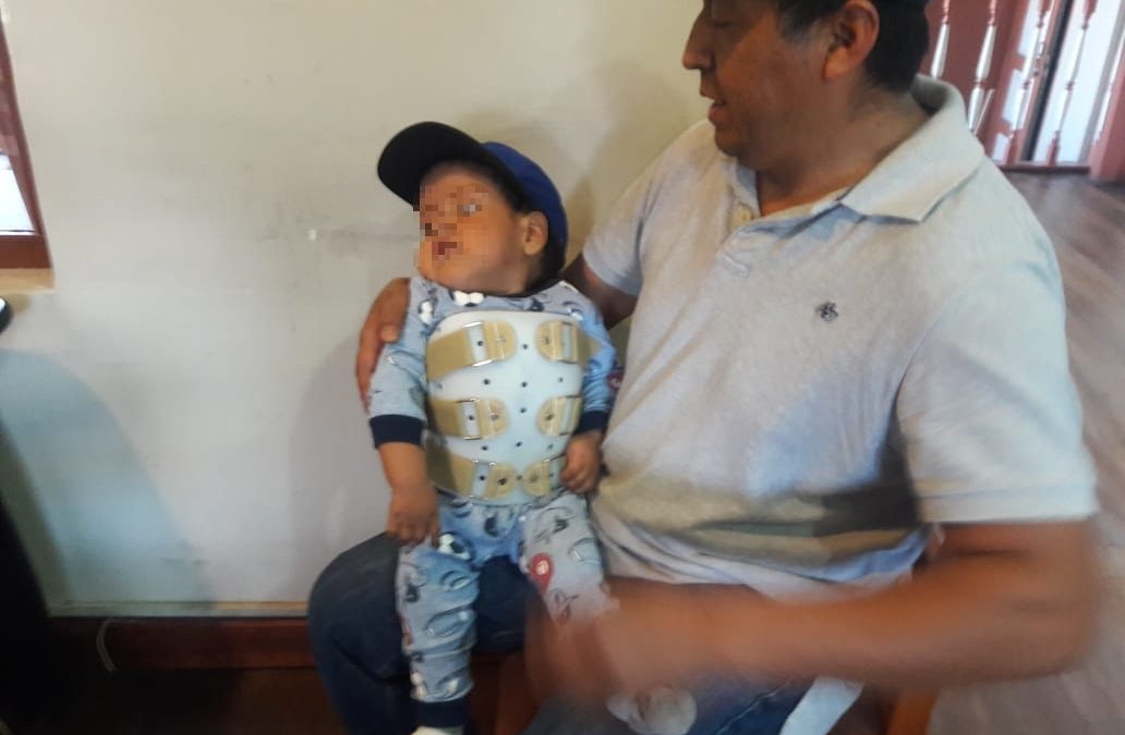 Apoyo a Matias que presenta paraplejia flacida