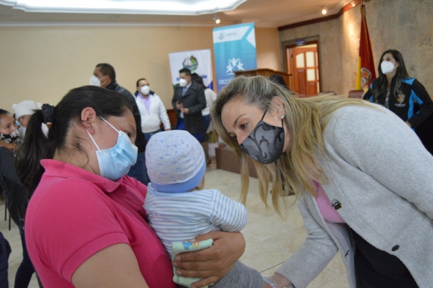 Alcaldía Promueve Formación Artesanal para Mujeres en San Joaquín