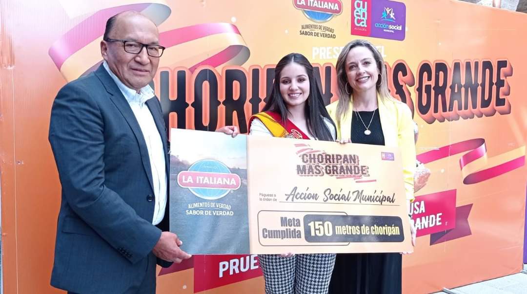 Empresa La Italiana entregó a Acción Social Municipal el dinero recaudado en el “Choripán más grande de Cuenca”