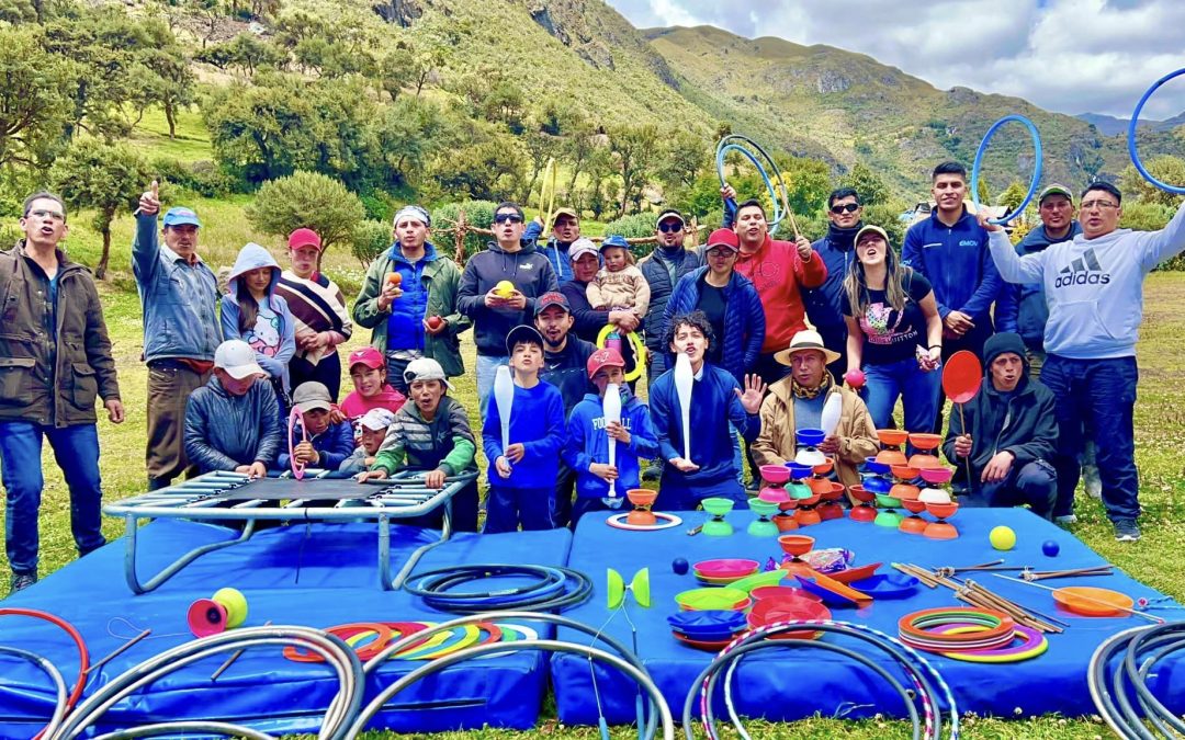 LLEGAMOS A PATUL CON ALEGRÍA Y ADMIRACIÓN A REGALAR SONRISAS