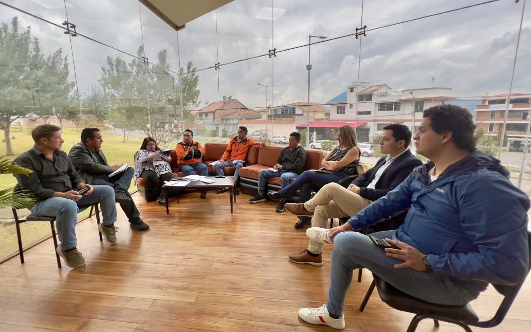 MANTUVIMOS REUNIÓN CON LA MESA NUMERO 4 CON EL FIN DE MANTENERNOS EN ALERTA ANTE EL FENÓMENO DEL NIÑO